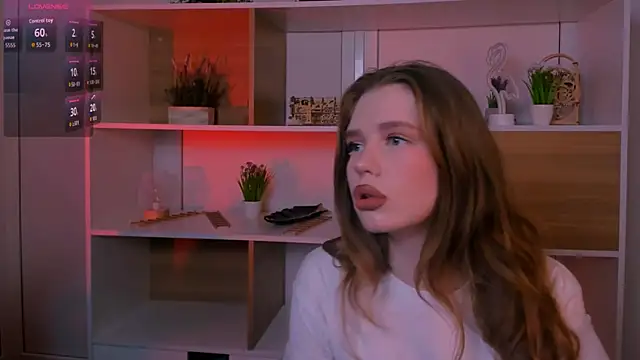Snapshot of lola_swon chatting on October 20, 2025, 7:14 pm lola swon online show from October 20, 2025, 7:14 pm