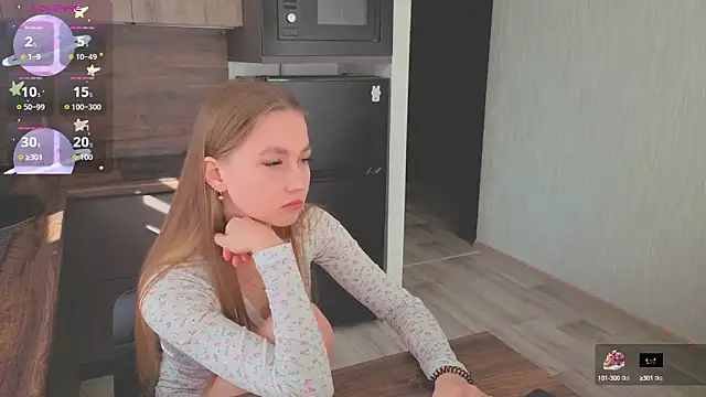 Snapshot of BarelyBliss chatting on October 8, 2025, 9:11 am BarelyBliss online show from October 8, 2025, 9:11 am