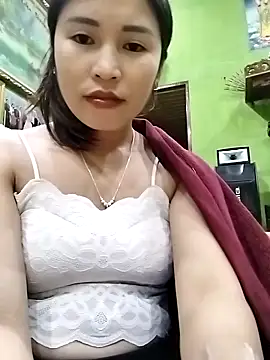 Mai4568 online show from October 26, 2025, 3:45 pm