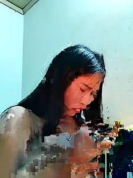 Mai4568 online show from November 29, 2025, 3:23 pm