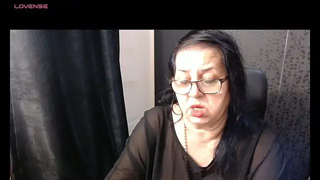 MissSanjanne online show from December 5, 2025, 5:00 pm