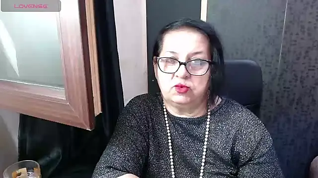 Snapshot of MissSanjanne chatting on July 24, 2026, 8:38 pm MissSanjanne online show from July 24, 2026, 8:38 pm