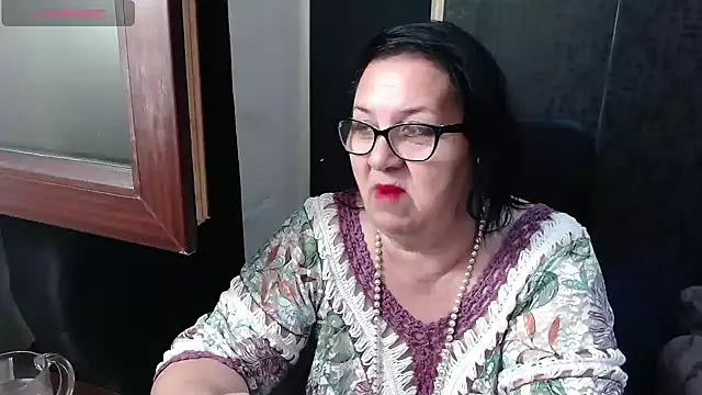 Snapshot of MissSanjanne chatting on June 14, 2026, 8:10 pm MissSanjanne online show from June 14, 2026, 8:10 pm