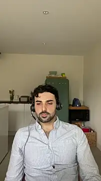 eauminerale online show from March 9, 2026, 10:08 am