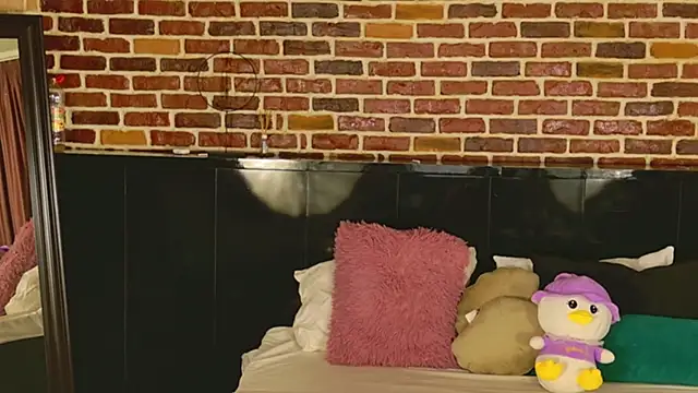 MeganSin  online show from November 30, 2025, 5:41 am