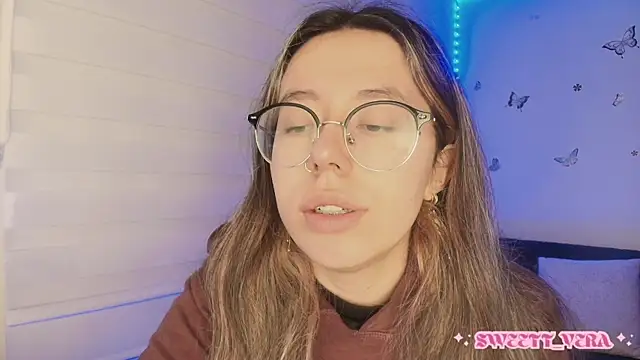 sweettvera online show from October 30, 2025, 10:13 am