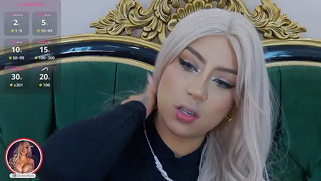 CourtneyRoses online show from October 4, 2025, 3:35 pm