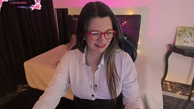 Hanna MA online show from November 29, 2025, 3:56 pm