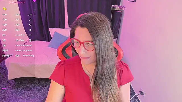 Snapshot of Hanna_MA chatting on May 6, 2026, 12:20 pm Hanna MA online show from May 6, 2026, 12:20 pm