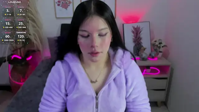 pixiehot online show from October 17, 2025, 12:51 pm