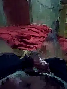 pauuuzudooo9 online show from October 13, 2025, 11:38 pm