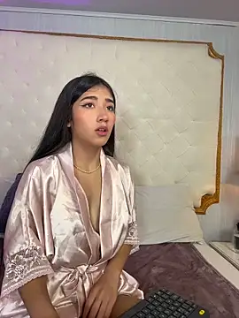 Mariana Kalo online show from April 15, 2026, 10:54 am