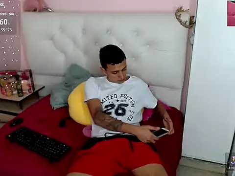Snapshot of xx-kike-xx chatting on October 20, 2025, 1:44 pm xx-kike-xx online show from October 20, 2025, 1:44 pm