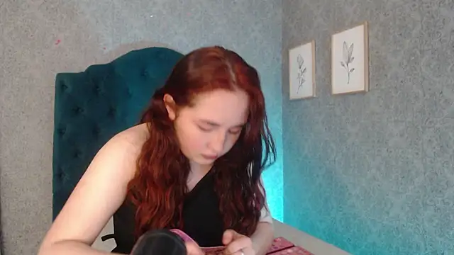 Vic Taylor online show from December 2, 2025, 11:23 am