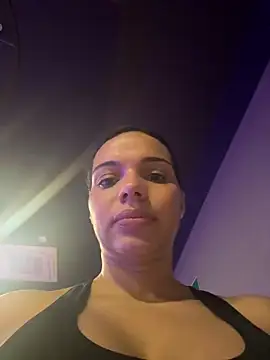 Anavalle online show from March 26, 2026, 6:06 pm