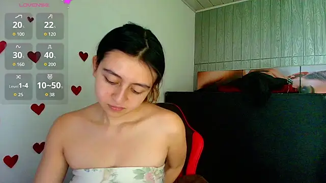 lala clark online show from February 20, 2026, 8:33 pm