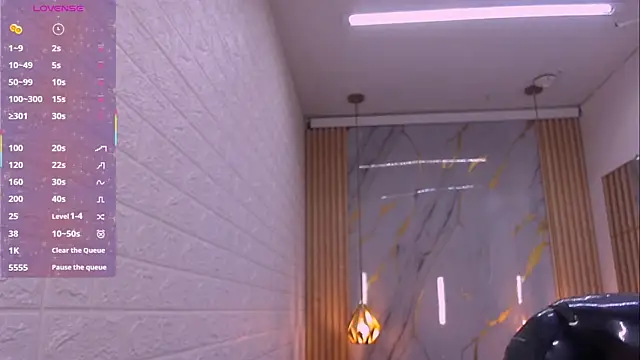 kat 96  online show from December 18, 2025, 7:29 pm