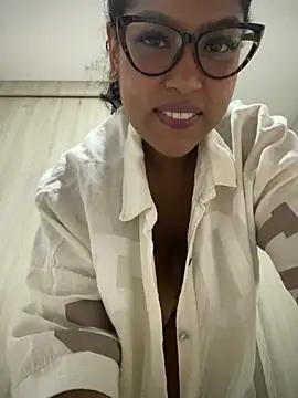 miiabrown18 online show from October 10, 2025, 2:12 am