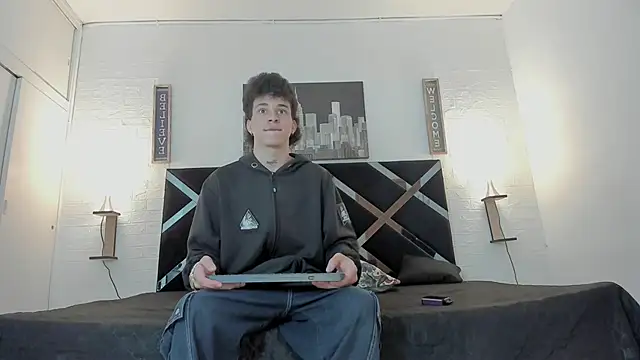 iammariano online show from November 12, 2025, 3:32 am