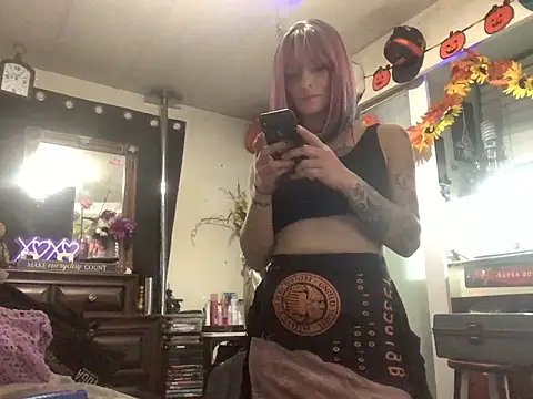 blondebarbiebae online show from March 26, 2026, 4:11 am