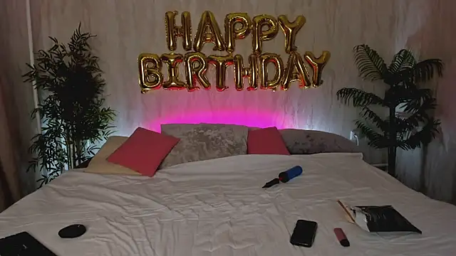 Alic Fox online show from December 23, 2025, 12:43 am