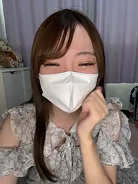 Moe v v online show from October 19, 2025, 2:03 am