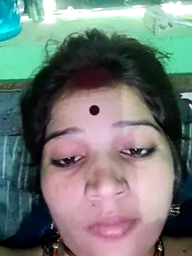 Snapshot of Mahek_love143 chatting on January 18, 2026, 7:34 am Mahek love143 online show from January 18, 2026, 7:34 am