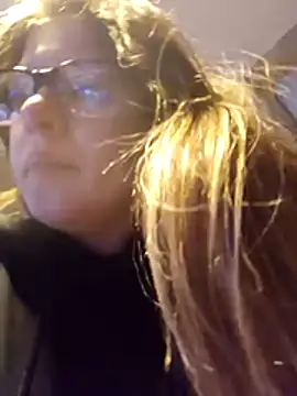 xofrankiefinexo online show from February 18, 2026, 7:39 am