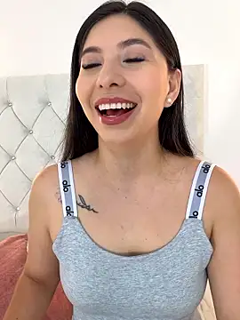 Snapshot of Ashley-Whitee chatting on January 17, 2026, 4:21 pm Ashley-Whitee online show from January 17, 2026, 4:21 pm