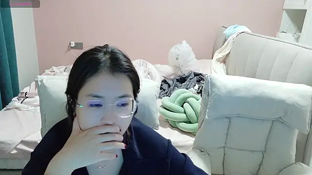 redrose520 online show from November 1, 2025, 9:58 am