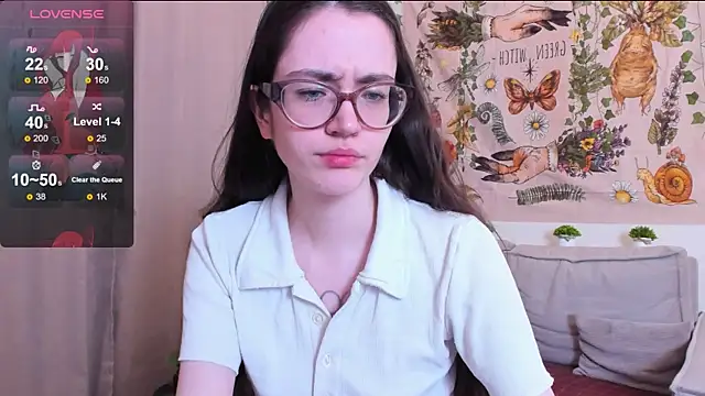 bellacatlovesmeat online show from November 18, 2025, 6:44 pm