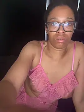 Snapshot of YeahhhitsBreezy chatting on May 2, 2026, 9:31 pm YeahhhitsBreezy online show from May 2, 2026, 9:31 pm