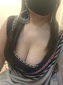 Snapshot of Sakshi-11 chatting on November 11, 2025, 2:12 pm Sakshi-11 online show from November 11, 2025, 2:12 pm