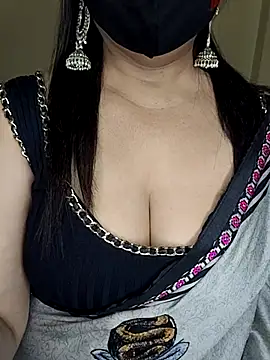 Snapshot of Sakshi-11 chatting on November 17, 2025, 2:10 pm Sakshi-11 online show from November 17, 2025, 2:10 pm