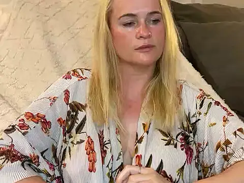 Sweet-TessaXX online show from October 27, 2025, 5:36 pm