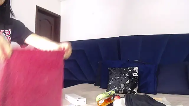 Brigith24 online show from December 15, 2025, 4:18 am