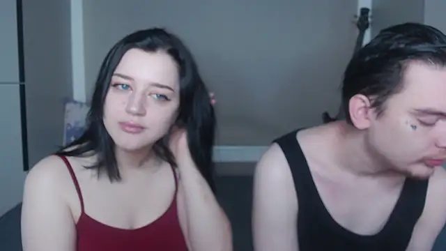 Snapshot of jackoffjillss chatting on October 14, 2025, 7:14 pm jackoffjillss online show from October 14, 2025, 7:14 pm