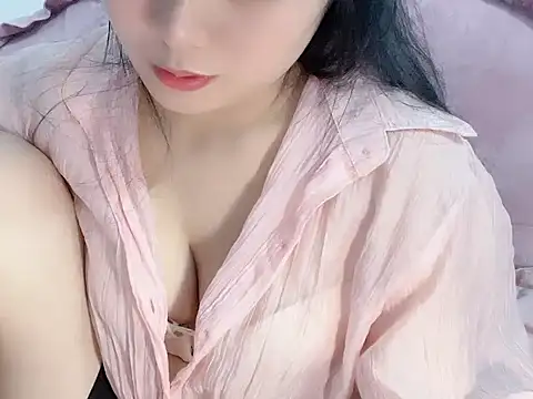 Lie liee online show from April 18, 2026, 1:35 pm