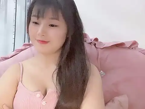 Snapshot of Lie_liee chatting on June 2, 2026, 2:06 pm Lie liee online show from June 2, 2026, 2:06 pm