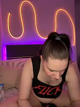 Mila-Jasmin online show from February 17, 2026, 10:12 am