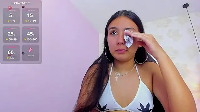 ALAHIACRUZ1 online show from November 24, 2025, 2:55 am