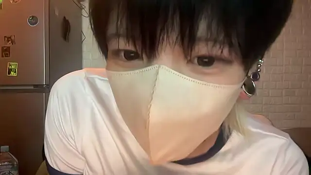 tora3220 online show from September 30, 2025, 1:17 pm