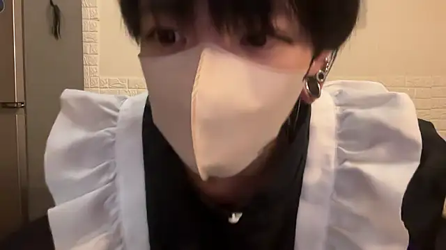 tora3220 online show from November 2, 2025, 1:16 pm