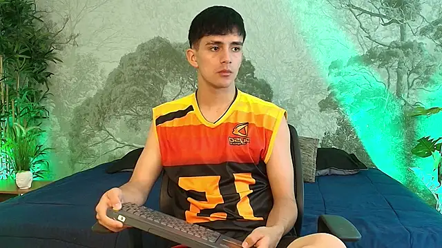 Axel Draven online show from June 19, 2026, 12:33 pm