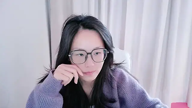 guai00 online show from November 11, 2025, 7:36 am