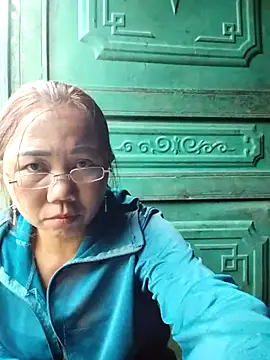 ttmxuxu online show from October 16, 2025, 9:28 am