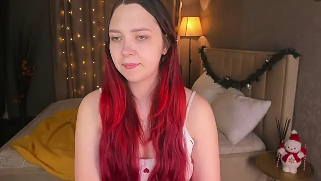 Snapshot of Monica__Queen chatting on December 15, 2025, 12:05 am Monica Queen online show from December 15, 2025, 12:05 am