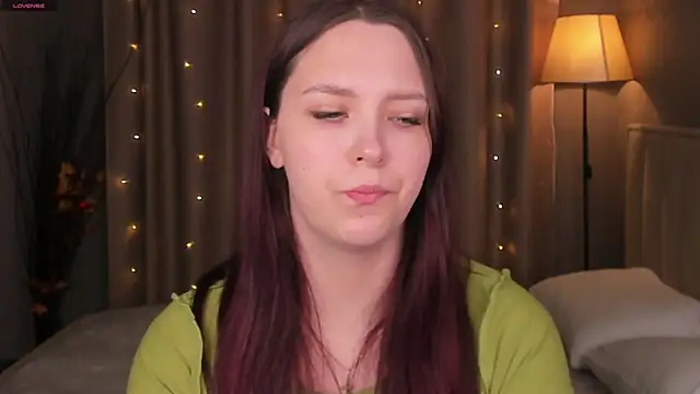 Monica  Queen online show from April 11, 2026, 7:45 am