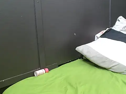 BlackBerryQn96 online show from September 26, 2025, 7:48 am