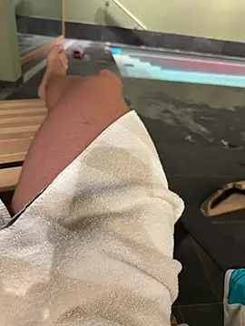 Snapshot of Italianofirenze chatting on January 15, 2026, 5:16 pm Italianofirenze online show from January 15, 2026, 5:16 pm